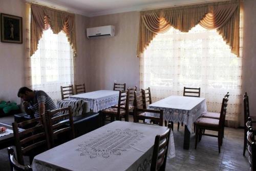Кварели: Betti Hotel