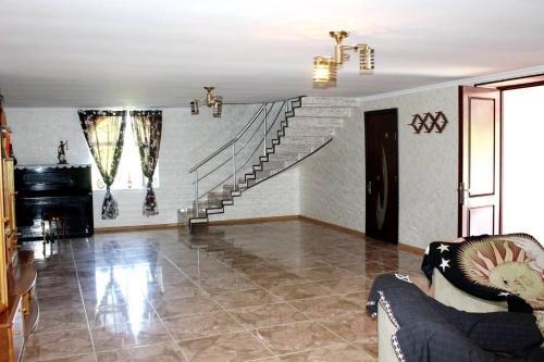 Кварели: Betti Hotel