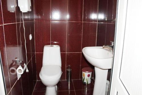 Кварели: Betti Hotel