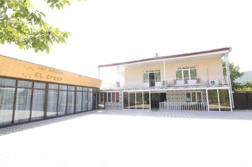 Кварели: Betti Hotel