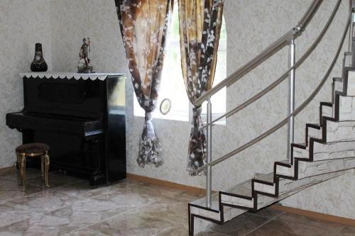 Кварели: Betti Hotel