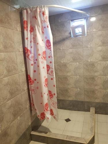 Кварели: Betti Hotel