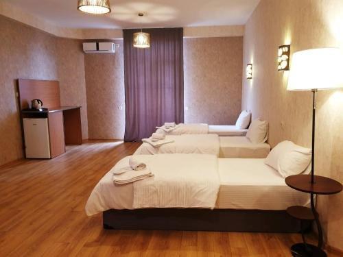 Зестафони: Black Sea hotel