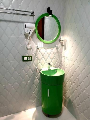 Зестафони: Black Sea hotel