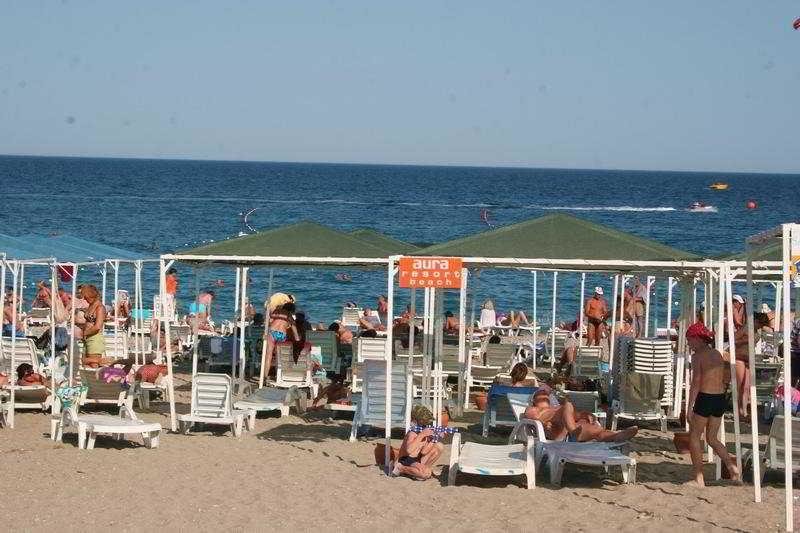 Кемер: Aura Resort