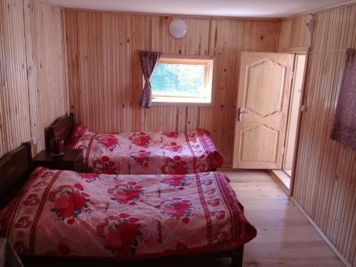 Местиа: Wooden House