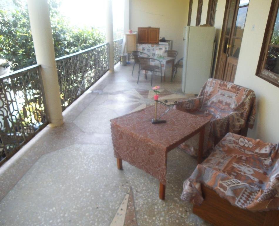 Цихисдзири: Guest House Giorgi