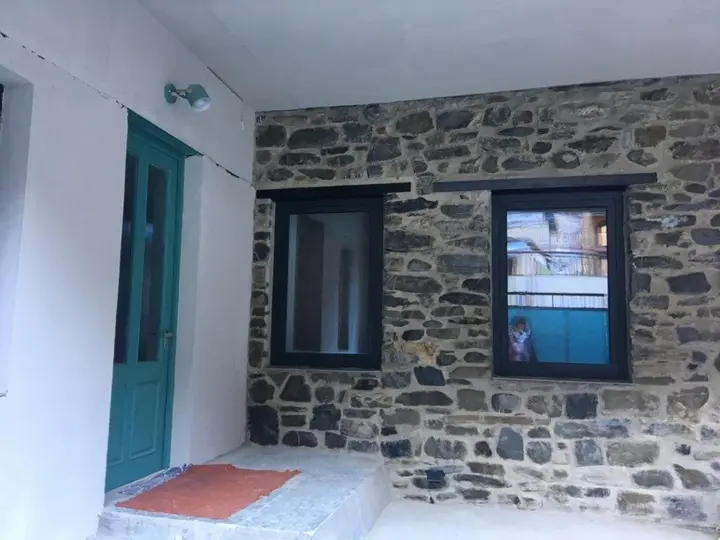 Пасанаури: Apart Pasanauri - Apartament Pasanauri rjadom s Garden otel'