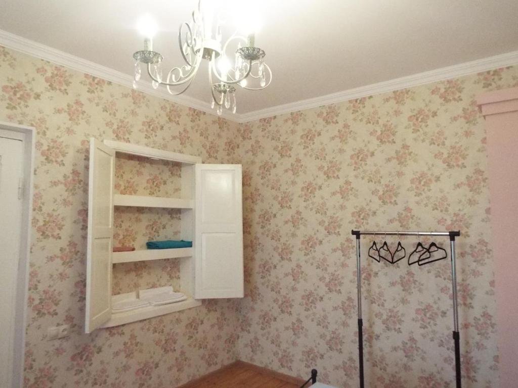 Цинандали: Nino's House