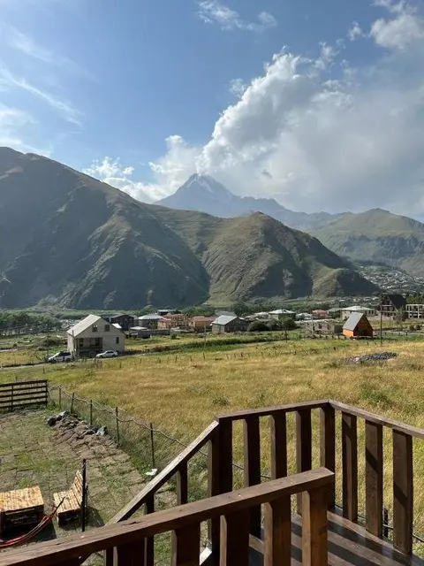 Степанцминда: Kazbegi 4 side cottages