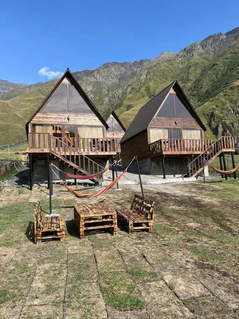 Степанцминда: Kazbegi 4 side cottages