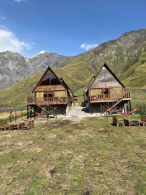 Степанцминда: Kazbegi 4 side cottages