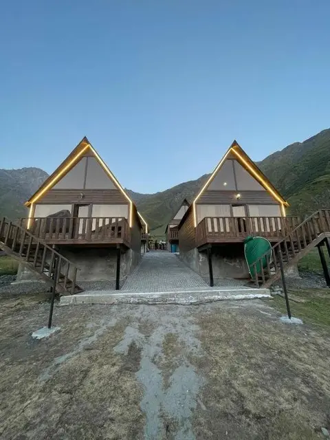 Степанцминда: Kazbegi 4 side cottages