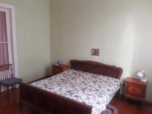 Зугдиди: Georgian House