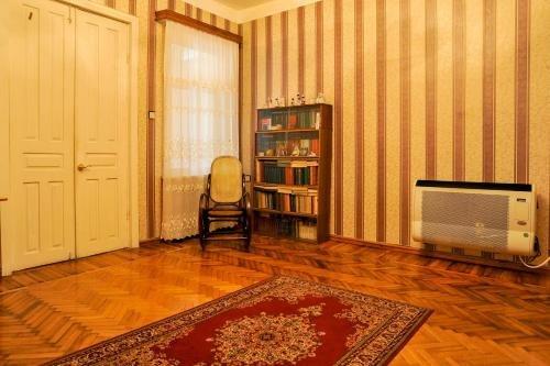 Зугдиди: Georgian House