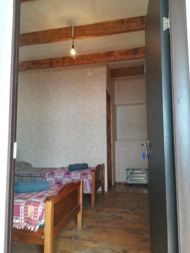 Ушгули: Guesthouse Svanuri Saxli