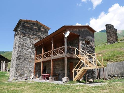 Ушгули: Chazhashi Guesthouse