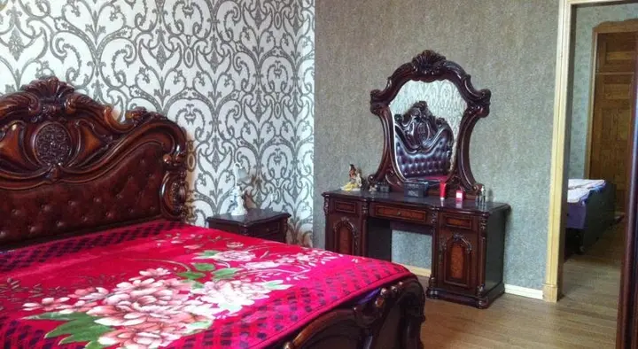 Зугдиди: Guesthouse on Levan II Dadiani Street