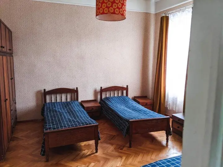 Телави: ezo guest house