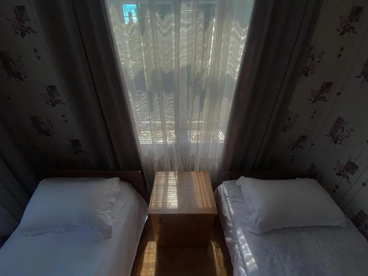 Телави: ezo guest house