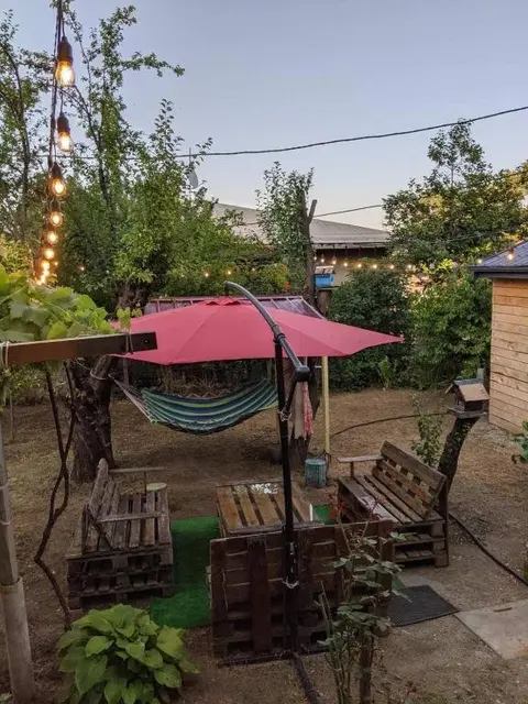 Телави: ezo guest house