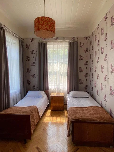 Телави: ezo guest house