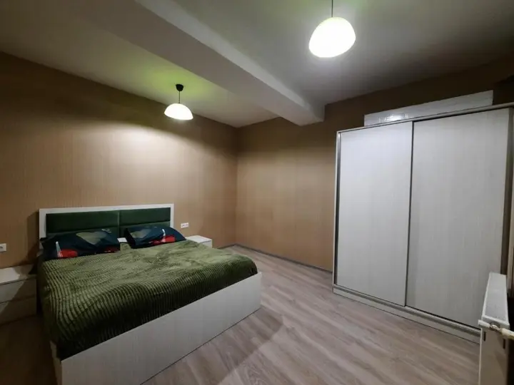 Бакурианский Андезит: haystack apartment 167