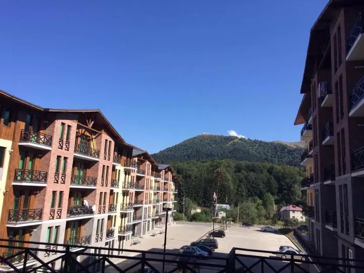 Бакурианский Андезит: Apartment in Bakuriani Residence