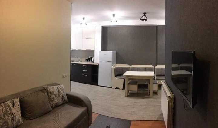 Бакурианский Андезит: Apartment TOMASI in Bakuriani