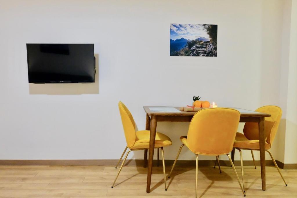 Гудаури: GUDASKI Apartments, New Gudauri LOFT2 & LOFT1