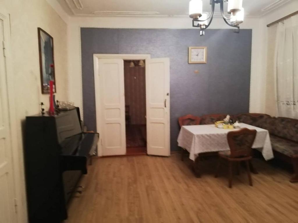 Степанцминда: Guest House Vano B. 121