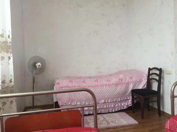 Цихисдзири: Flower house