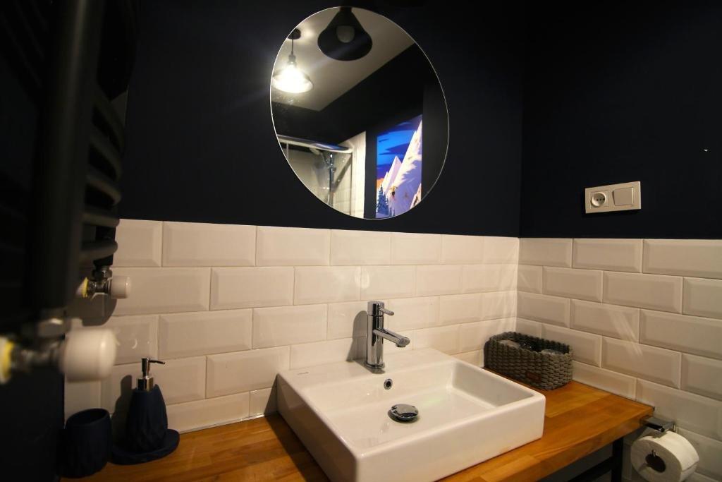 New Gudauri. Red Co. Love2host, Loft 2 — фото 5