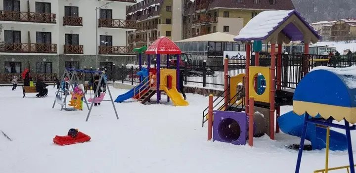 Бакуриани: bakuriani Crystal Resort B 100