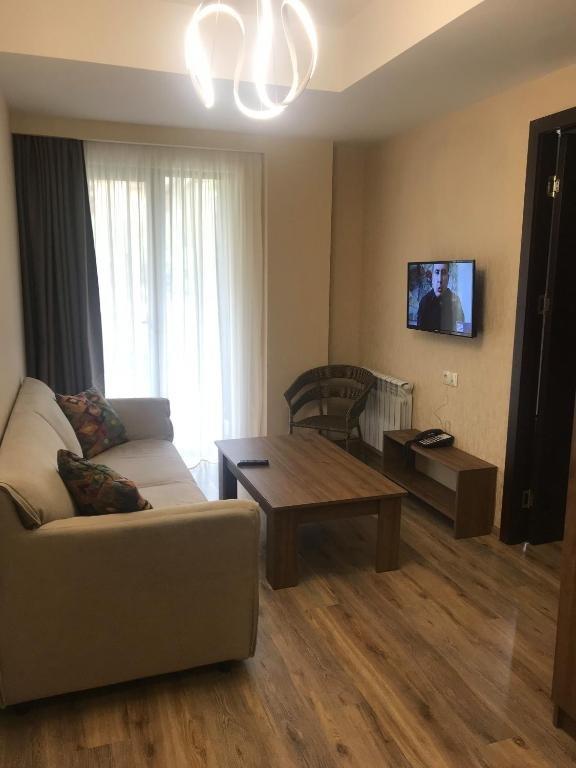 Бакуриани: Crystal Resort Bakuriani Apartment A100