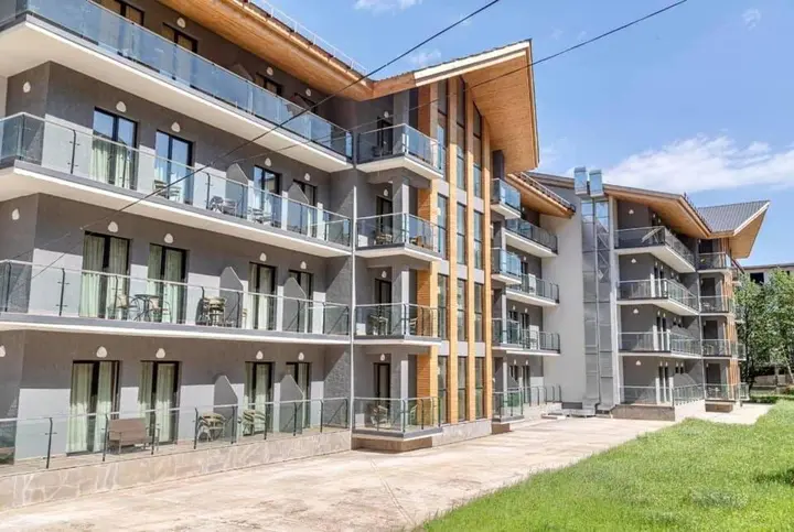 Бакуриани: Crystal Resort Bakuriani Apartment A100