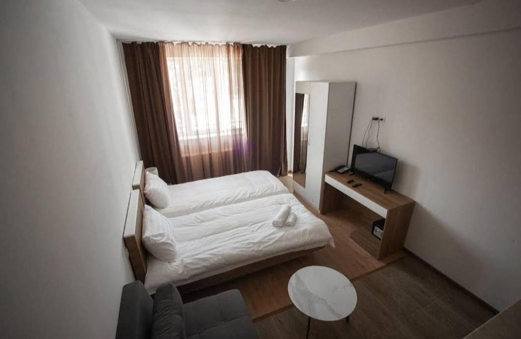 1 bedroom flat with free parking — фото 4
