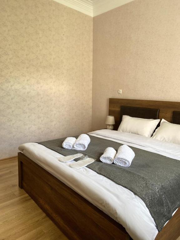 Степанцминда: Dato Khetaguri Apartment