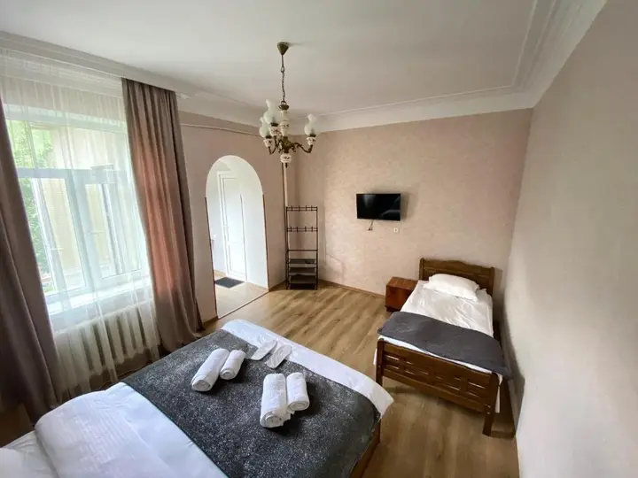 Степанцминда: Dato Khetaguri Apartment