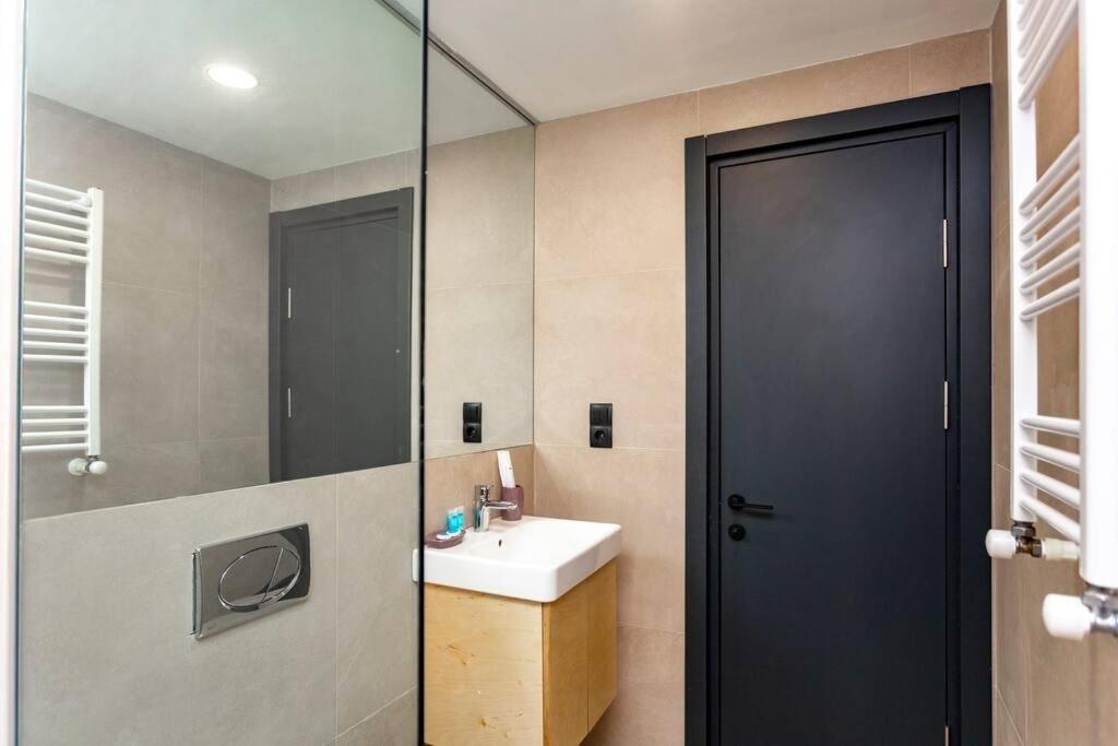 Бакуриани: Cozy Studio Aptartment Next to Rooms Hotel In The Hills of Bakuriani