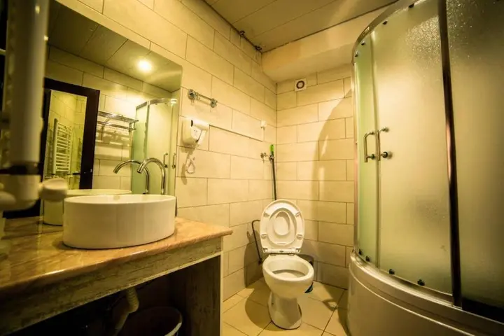 Бакуриани: Veranda 505, Hotel Mgzavrebi Bakuriani.