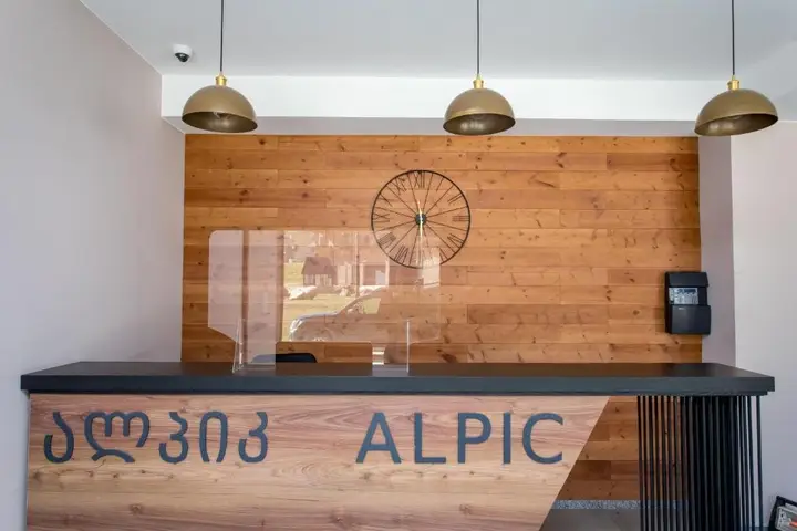 Family appartment with 4k TV and comfortable kitchen — фото 1