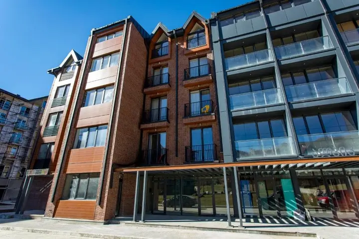 Гудаури: Family appartment with 4k TV and comfortable kitchen