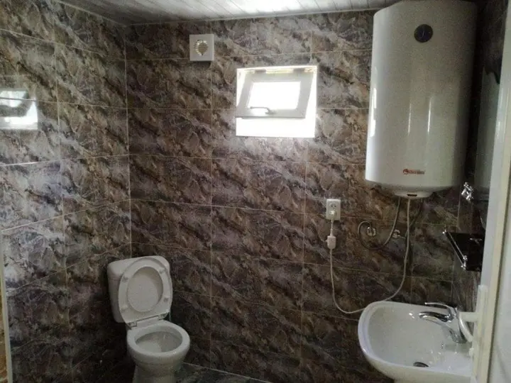 Местиа: Lia's Guest house Tsvirmi