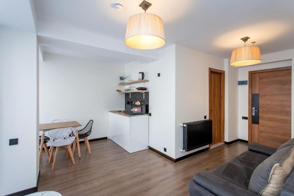 Гудаури: Fabulous 1-Br Ski Resort in Gudauri Marshall Lux ApartHotel