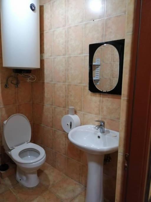 Гудаури: Amazing flat in Gudauri, 5 minutes walk to slopes!