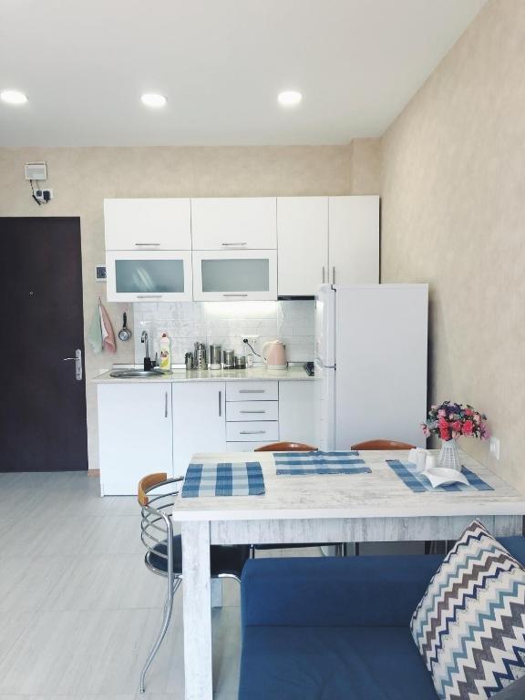 Бакуриани: Bakuriani Didveli Residence A 48