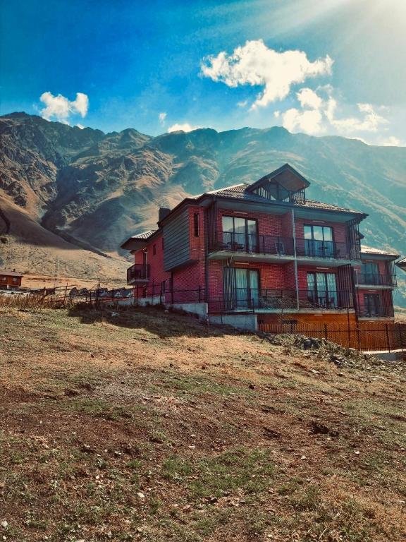 Степанцминда: Kazbegi Stylish Apartment