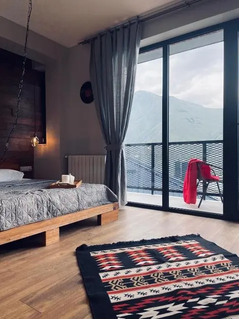 Степанцминда: Kazbegi Stylish Apartment