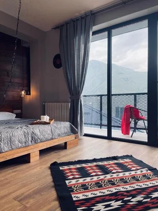 Степанцминда: Kazbegi Stylish Apartment